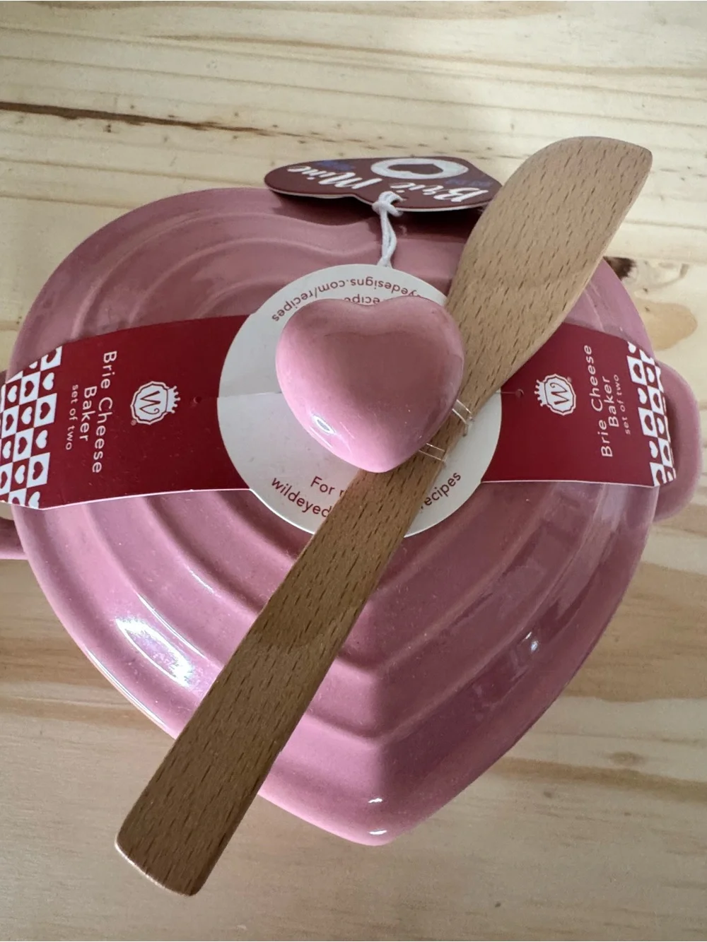 Brie Cheese Baker with Spreader - Pink
